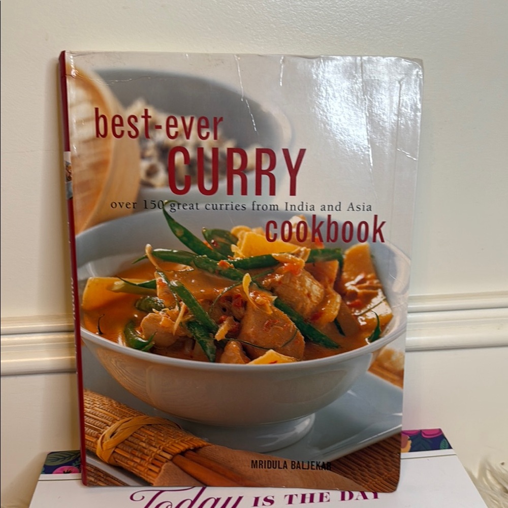 Best-Ever Curry Cookbook by - White and Orange